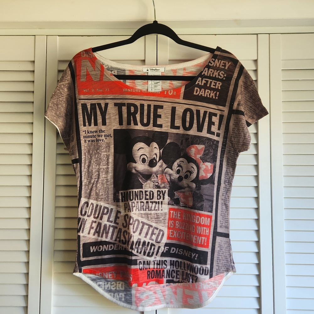 ☀️3/$15 Disney Parks Mickey and Minnie Newspaper Print Tee - Gray and Red